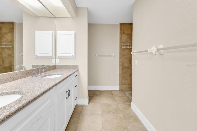 28401 COCO PALM DR, Punta Gorda, FL 33982