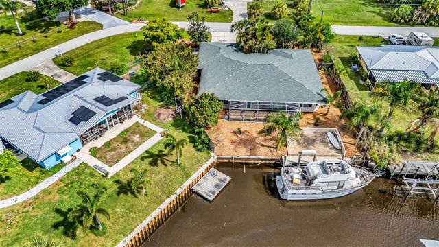 28401 COCO PALM DR, Punta Gorda, FL 33982