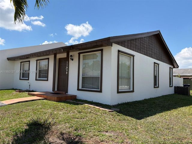 11938 SW 122nd Ct, Miami, FL 33186