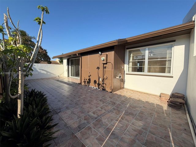 11938 SW 122nd Ct, Miami, FL 33186