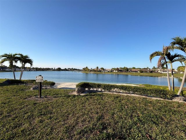 11938 SW 122nd Ct, Miami, FL 33186