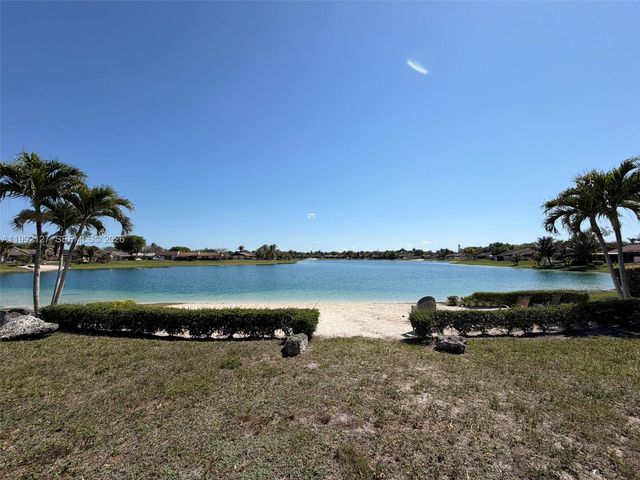 11938 SW 122nd Ct, Miami, FL 33186