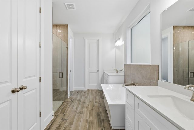 8521 Pine Muhly DR, Lago Vista, TX 78645