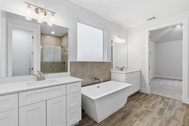 8521 Pine Muhly DR, Lago Vista, TX 78645