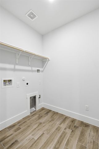 8521 Pine Muhly DR, Lago Vista, TX 78645