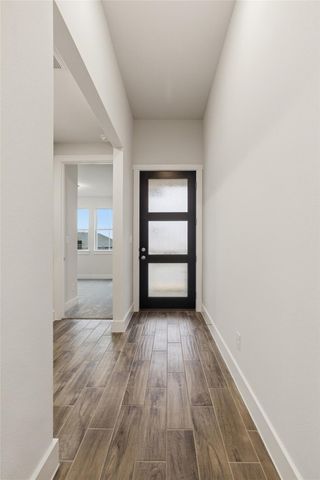 8521 Pine Muhly DR, Lago Vista, TX 78645