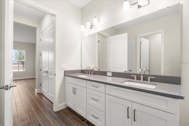 5683 NEVIS TERRACE, Kissimmee, FL 34758