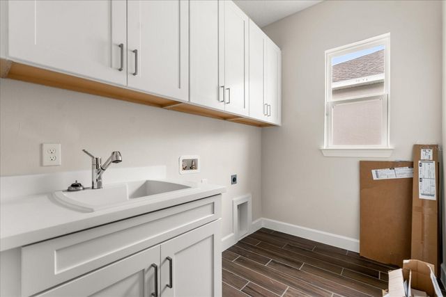 5683 NEVIS TERRACE, Kissimmee, FL 34758