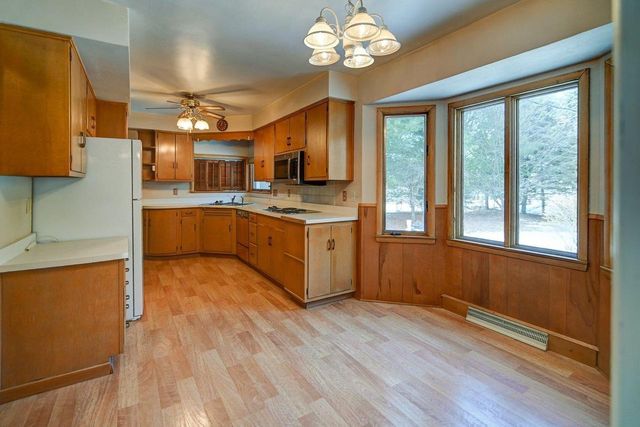 5602 Raymond Road, Madison, WI 53711