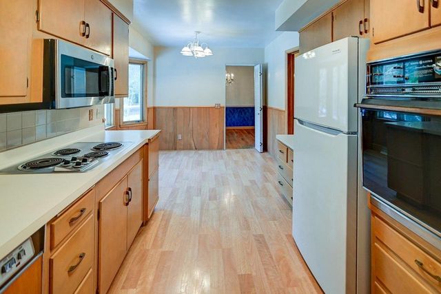 5602 Raymond Road, Madison, WI 53711