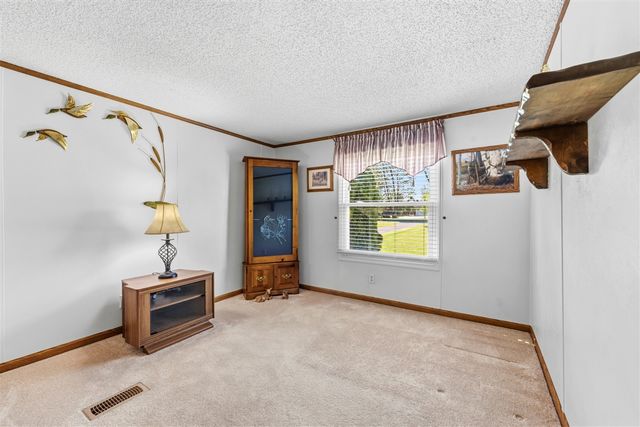 10175 E R Avenue, Scotts, MI 49088