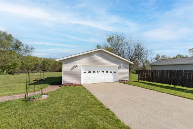 10175 E R Avenue, Scotts, MI 49088