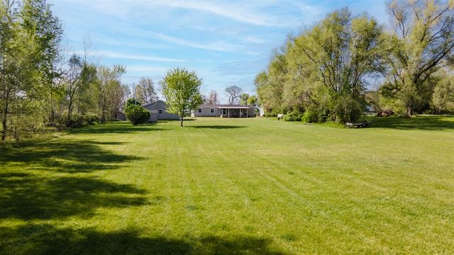 10175 E R Avenue, Scotts, MI 49088