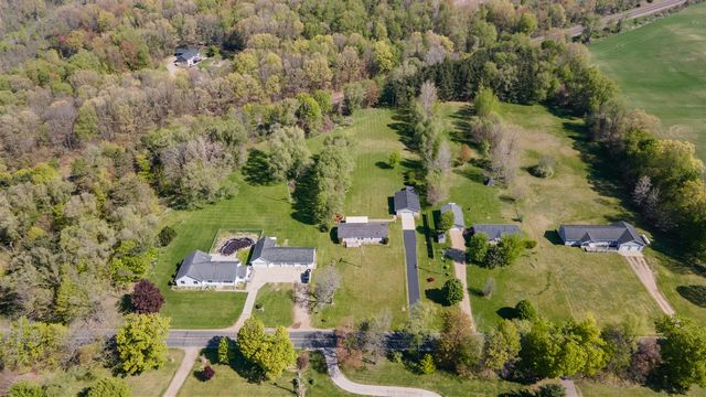 10175 E R Avenue, Scotts, MI 49088