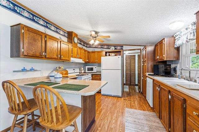 10175 E R Avenue, Scotts, MI 49088