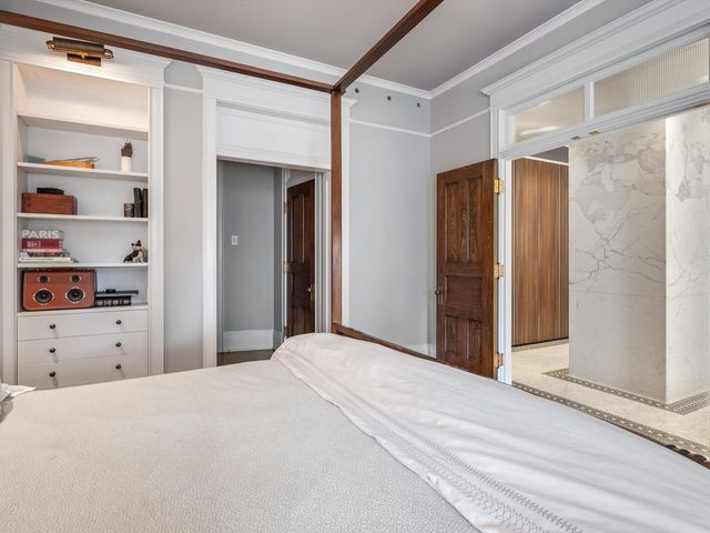 1210 N Astor Street 3A, Chicago, IL 60610