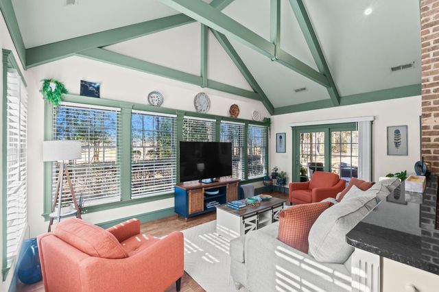 400 Foxtail Dr., Longs, SC 29568