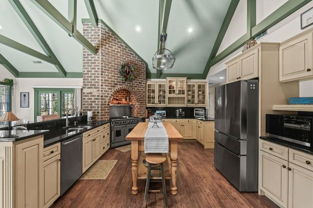 400 Foxtail Dr., Longs, SC 29568