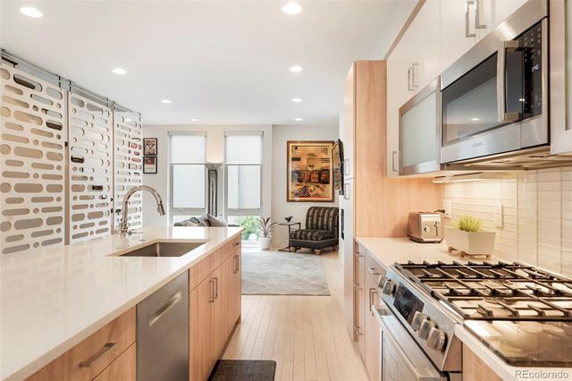 879 Delaware Street, Denver, CO 80204