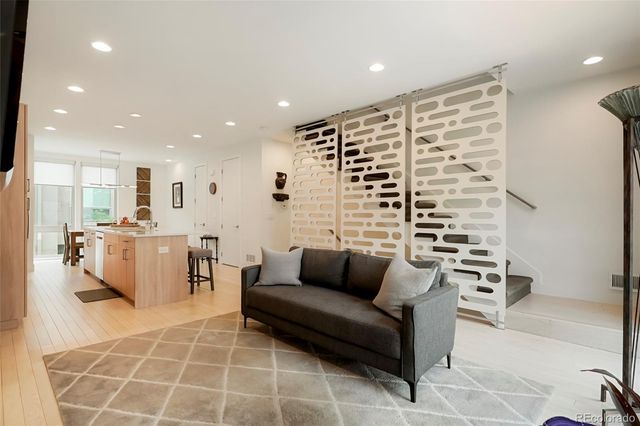 879 Delaware Street, Denver, CO 80204