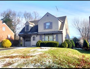 51 Tunxis Street, New Britain, CT 06053