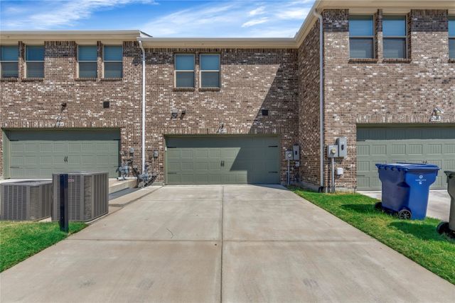 2610 Settlers Place, Garland, TX 75042