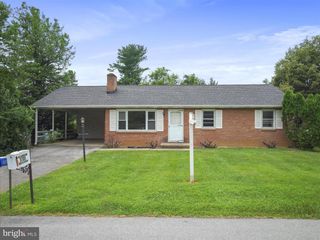 9706 CHAPELWOOD LN, Hagerstown, MD 21740