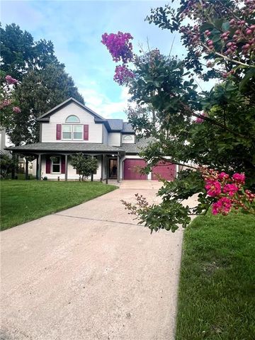 1684 Castlefield RD, Virginia Beach, VA 23456