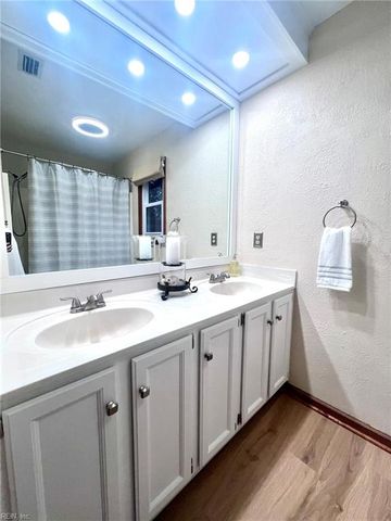 1684 Castlefield RD, Virginia Beach, VA 23456