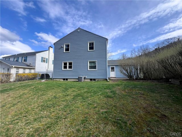 20 Overbrook Avenue, Binghamton, NY 13903
