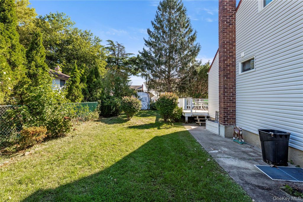 256 9th Street, Bethpage, NY 11714 — photo 5