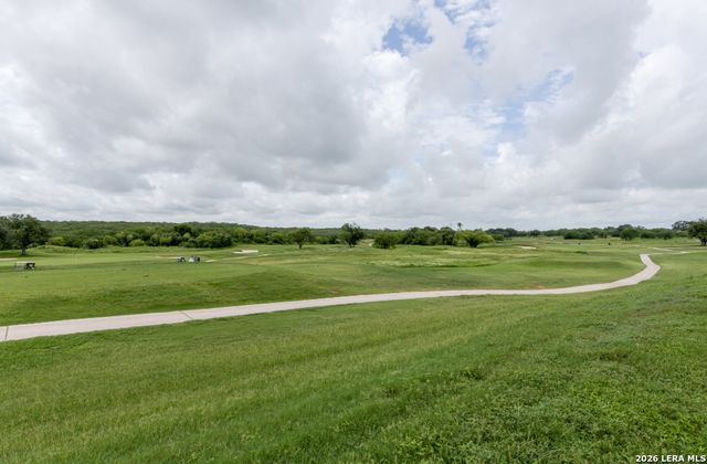 242 Legendary Trail Loop, Floresville, TX 78114