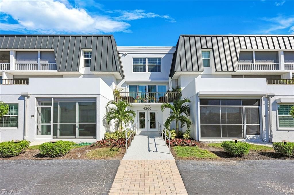 4200 Belair LN 302, NAPLES, FL 34103 — exterior