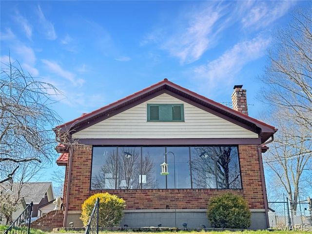 210 E Main Street, Washington, MO 63090