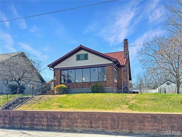 210 E Main Street, Washington, MO 63090