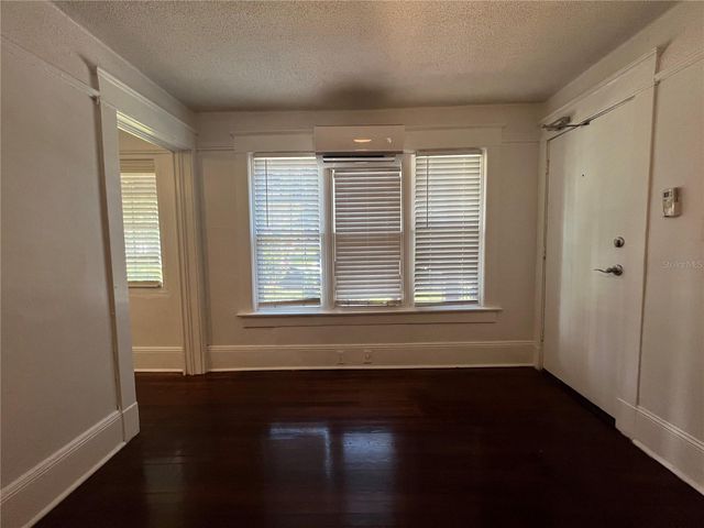510 E JACKSON ST 2, Orlando, FL 32801