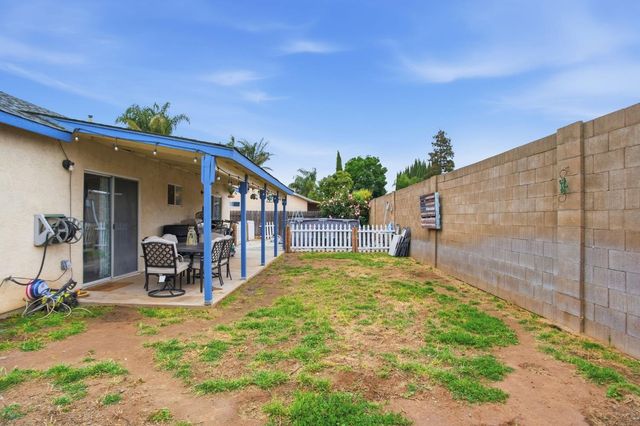 2536 Courtney Ct, Riverbank, CA 95367