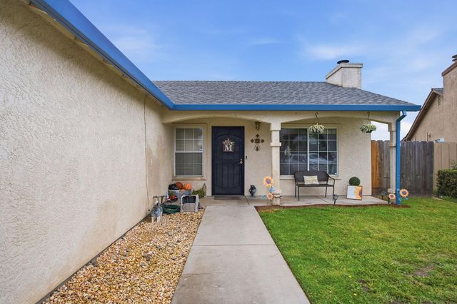 2536 Courtney Ct, Riverbank, CA 95367