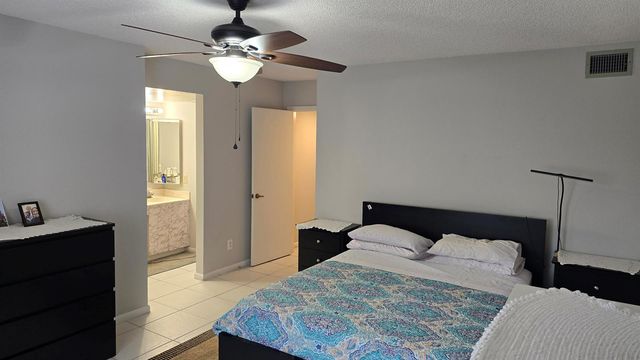4965 E SABAL PALM Boulevard 403, Tamarac, FL 33319