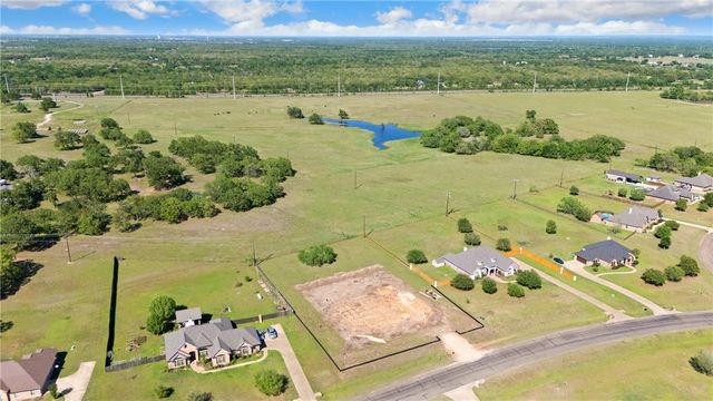 17211 Saddle Creek Drive, College Station, TX 77845
