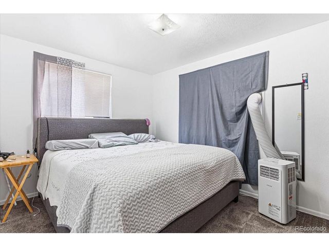 985 S Yukon St, Lakewood, CO 80226