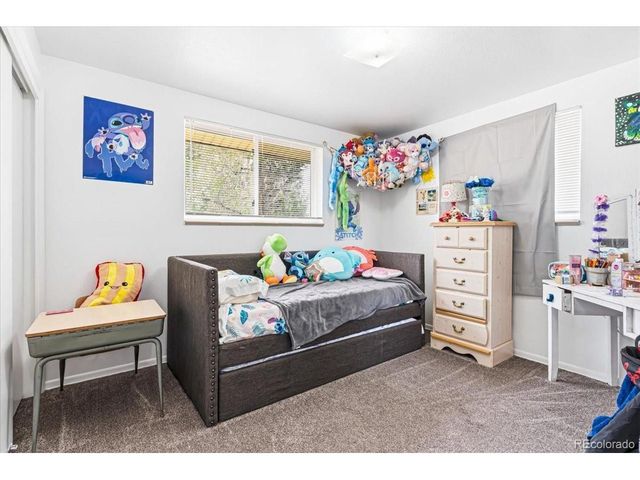 985 S Yukon St, Lakewood, CO 80226