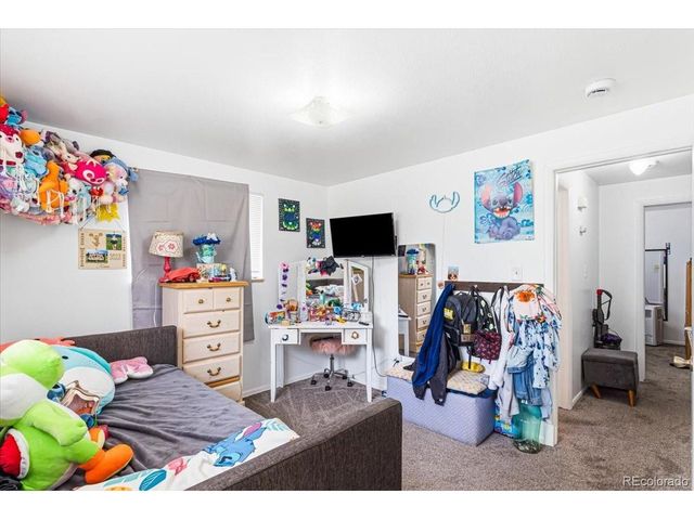 985 S Yukon St, Lakewood, CO 80226