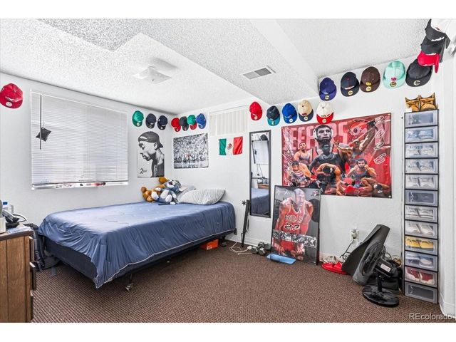 985 S Yukon St, Lakewood, CO 80226