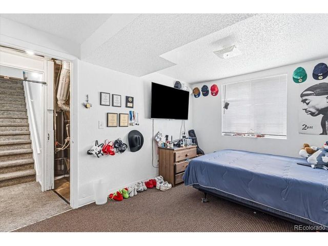 985 S Yukon St, Lakewood, CO 80226