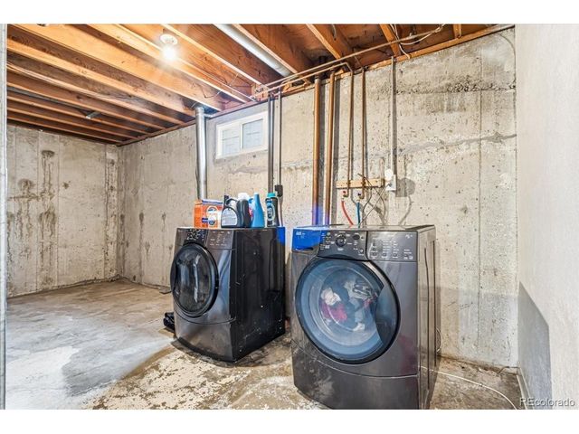 985 S Yukon St, Lakewood, CO 80226
