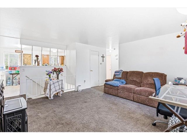 985 S Yukon St, Lakewood, CO 80226