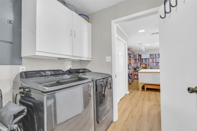 121 Falcon Lane, Hillsboro, TX 76645