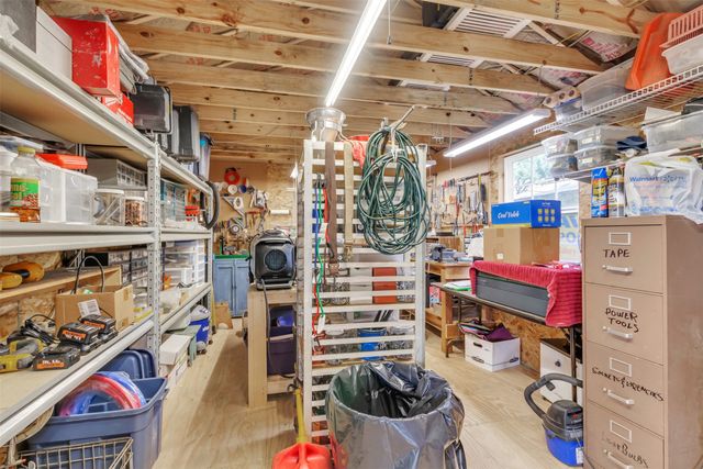 121 Falcon Lane, Hillsboro, TX 76645