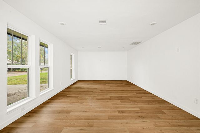 1722 Hidden Valley, Houston, TX 77088